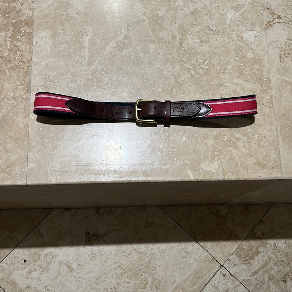 Vibeyard Vines Red Belt